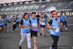 BIB: 51045, 50776, 50539
                            <button type="button" onclick="openModal(10464194)" class="btn btn-primary btn-sm float-right btn-popup" data-toggle="modal" data-target=".modal-high-quality">
                        <i class="fas fa-shopping-cart"></i> Add to Cart
                    </button>
                                            <button type="button" onclick="isThisMe(10464194, true)" class="btn btn-success btn-sm float-right btn-popup btn-isme hidden" data-toggle="tooltip" data-placement="bottom" title="นี่คือรูปของคุณใช่ไหม คลิกที่นี่เพื่อเอาเข้าอัลบั้ม">
                        <i class="fas fa-plus"></i> Add to album
                    </button>
                    <button type="button" onclick="isThisMe(10464194, false)" class="btn btn-warning btn-sm float-right btn-popup btn-isnotme hidden">
                        <i class="fas fa-ban"></i> Remove from album
                    </button>